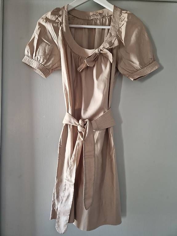 Sandro Vestiti: Cremefarbenes Kleid von Sandro Gr. 1 – Usato da Zürich venduto da ninni_me