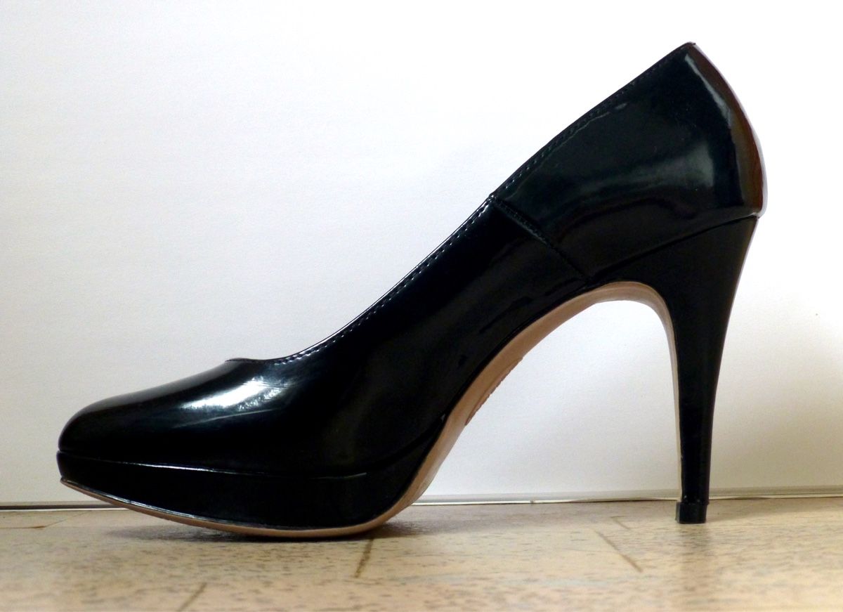 Graceland Scarpe da donna: Schwarze Graceland Pumps – Usato da Steckborn venduto da r.a.c.h.e.l 2