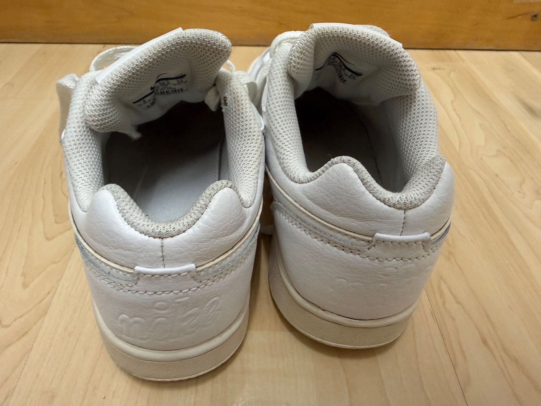 Nike Scarpe da uomo: Schuhe Nike Ebernon Low - Sneaker, Gr. 36.5, weiss – Usato da Siebnen venduto da dte_9kmw 3
