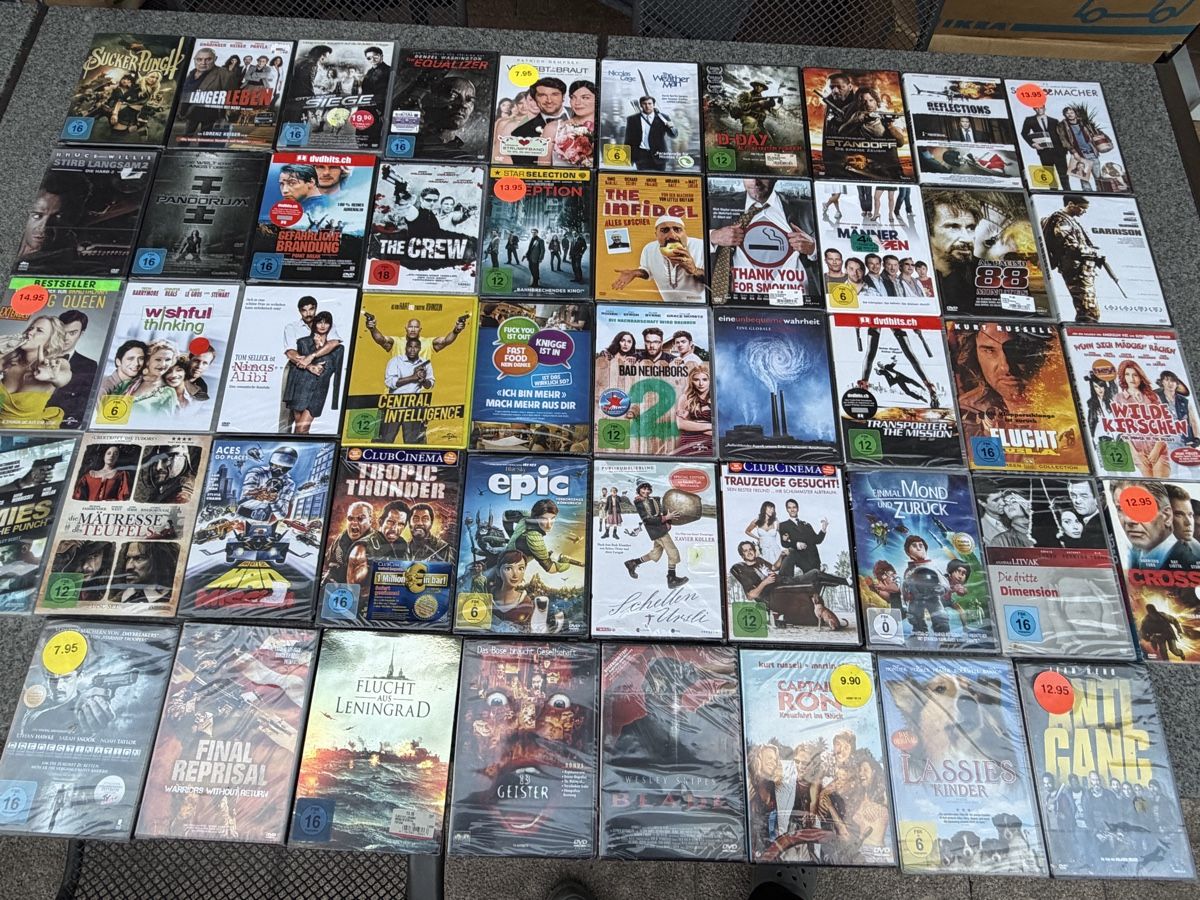 Tutti i DVDs: Originalverpackte DVD Filme Sammlung ca 48 Stk – Usato da Deitingen venduto da Himhip