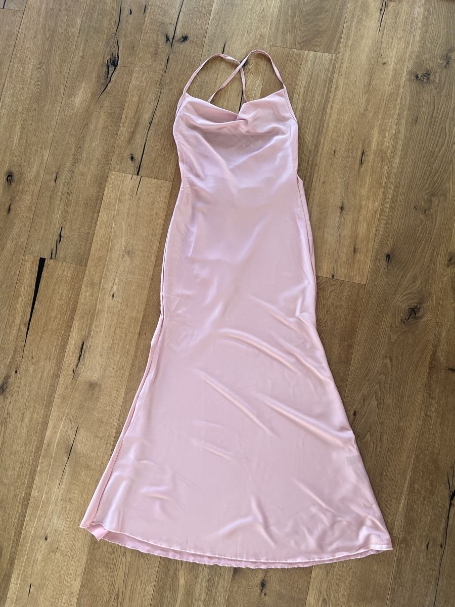 Vestiti: Elegantes Kleid Grösse S neuwertig – Nuovo (secondo la descrizione) da Rapperswil SG venduto da zani_st