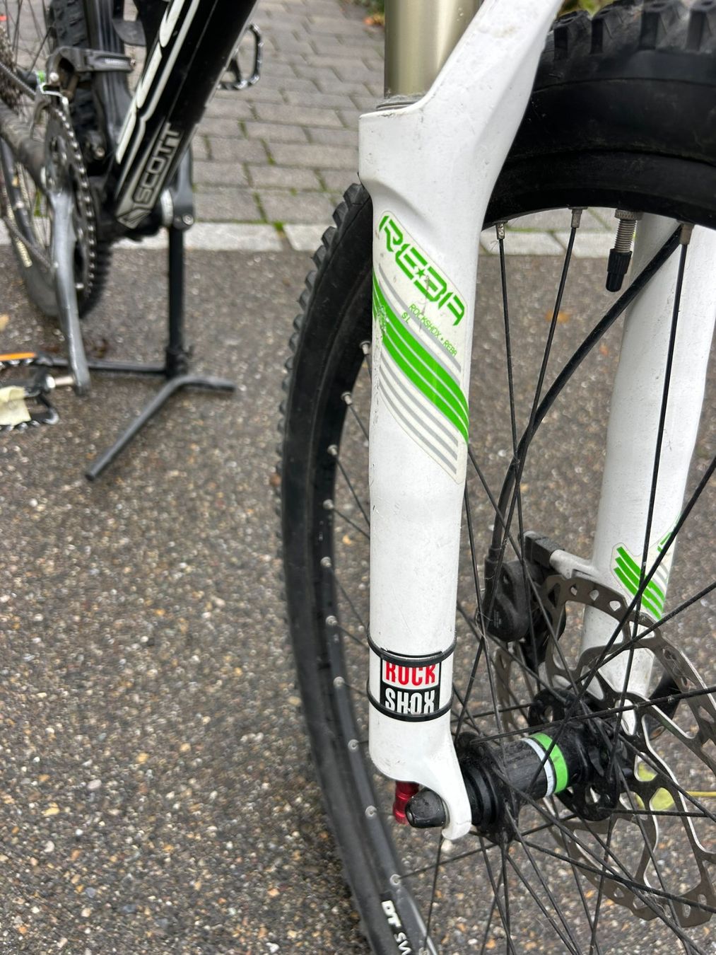 Scott Biciclette: Mountain Bike Scott Spark 35 – Usato da Hinwil venduto da Boss30 5