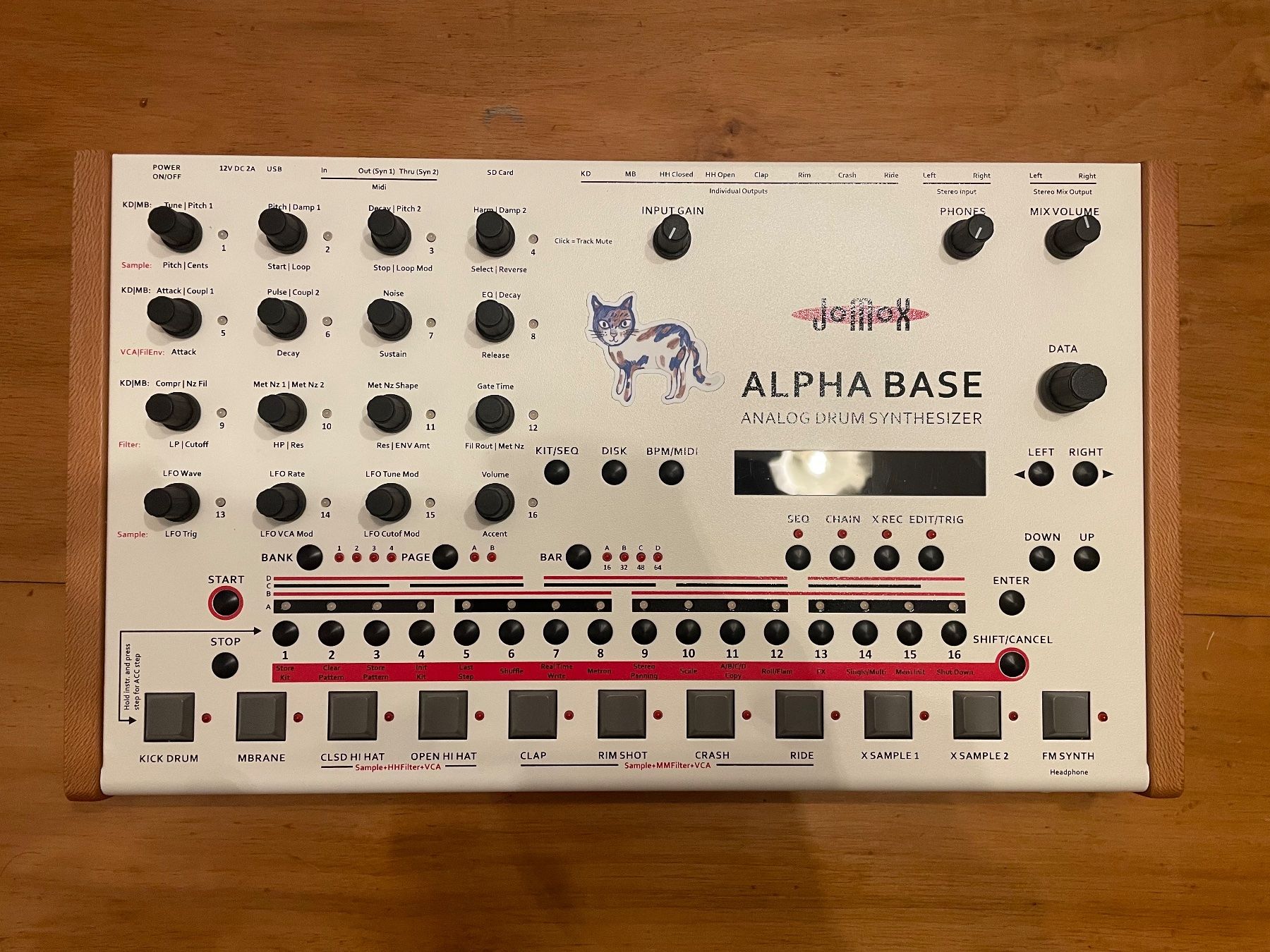 Jomox Musikinstrumente: Jomox Alpha Base – Gebraucht aus Winterthur von har_7lgk