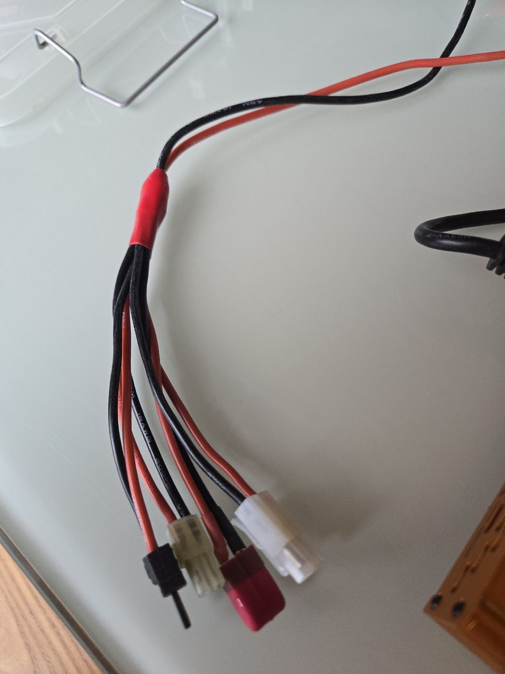 Traxxas Akkus, Ladegeräte & Netzgeräte: YES I-PEAK 66S AC Ladegerät gebraucht – Gebraucht aus Grünenmatt von Brauni2 1
