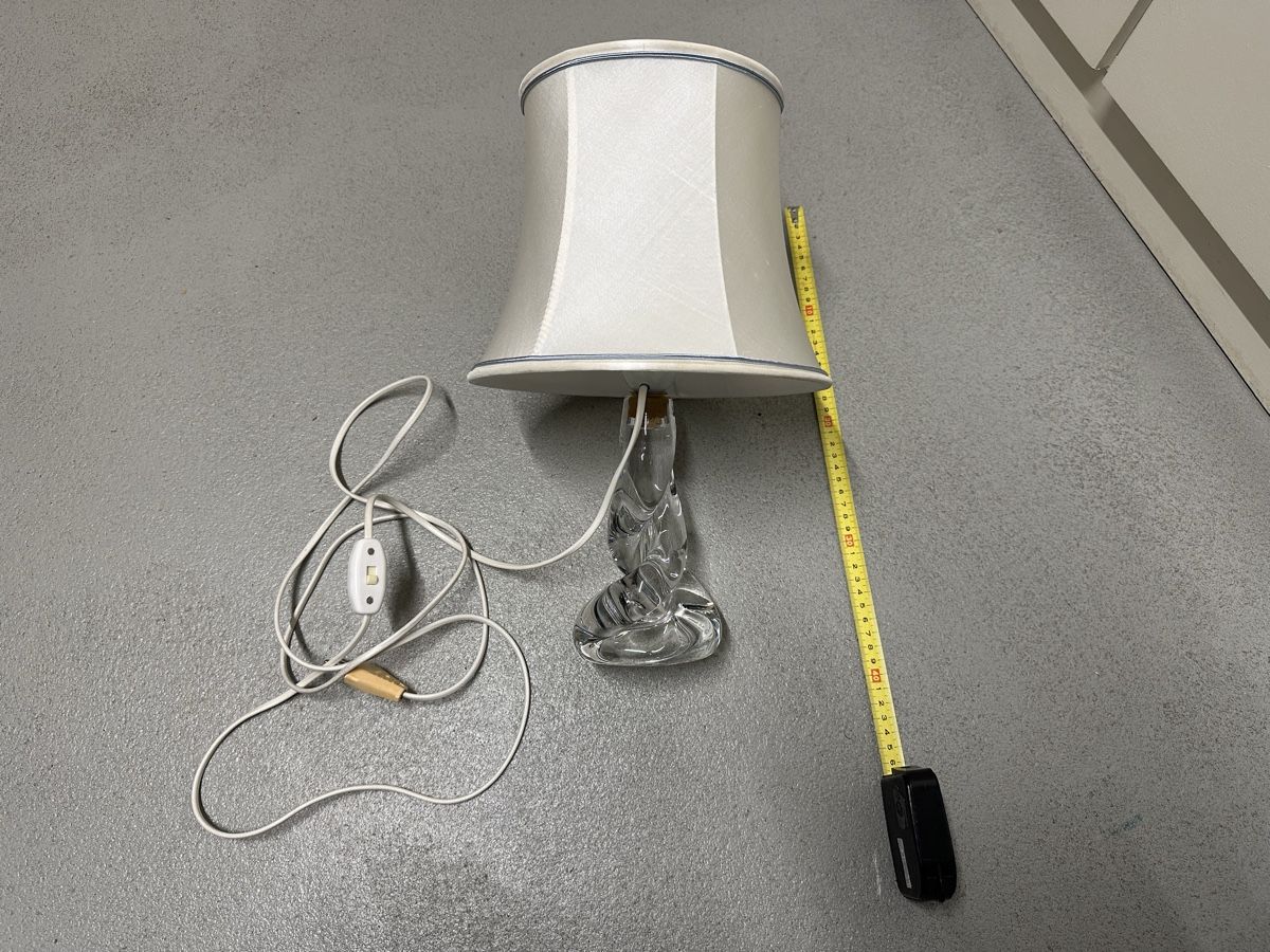 Lampade: Vintage Tischlampe mit Glasfuss – Usato da Affoltern am Albis venduto da jonas1009 1