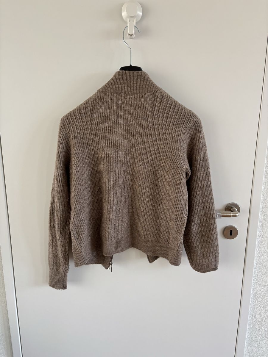 Vestes: Strickjacke mit Reissverschluss  – D'occasion à Glattpark(Opfikon) par rue_9c5p 1