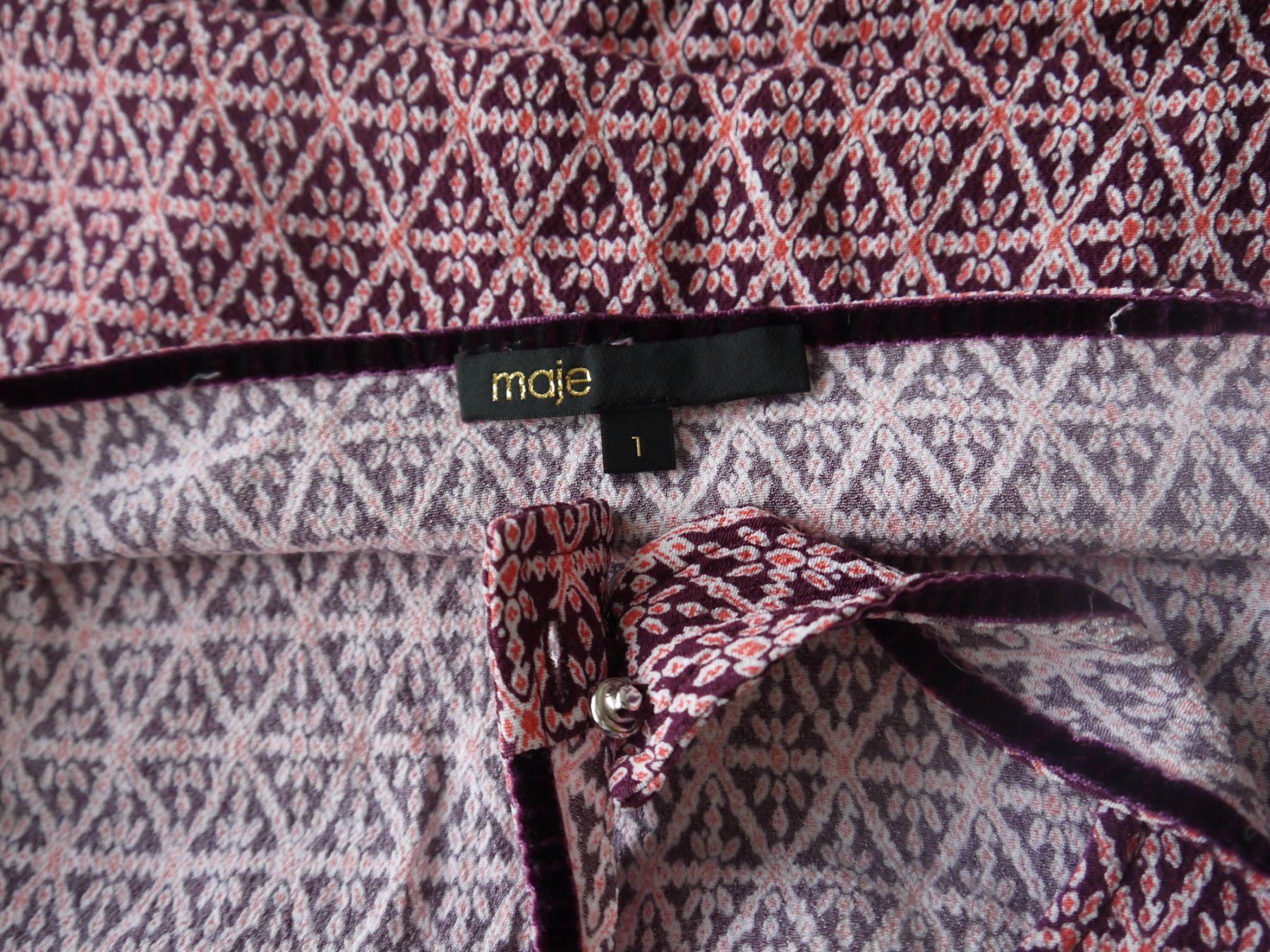 Maje Top: MAJE Top / Bluse Gr.1 – Usato da Hagendorn venduto da Blaf 2