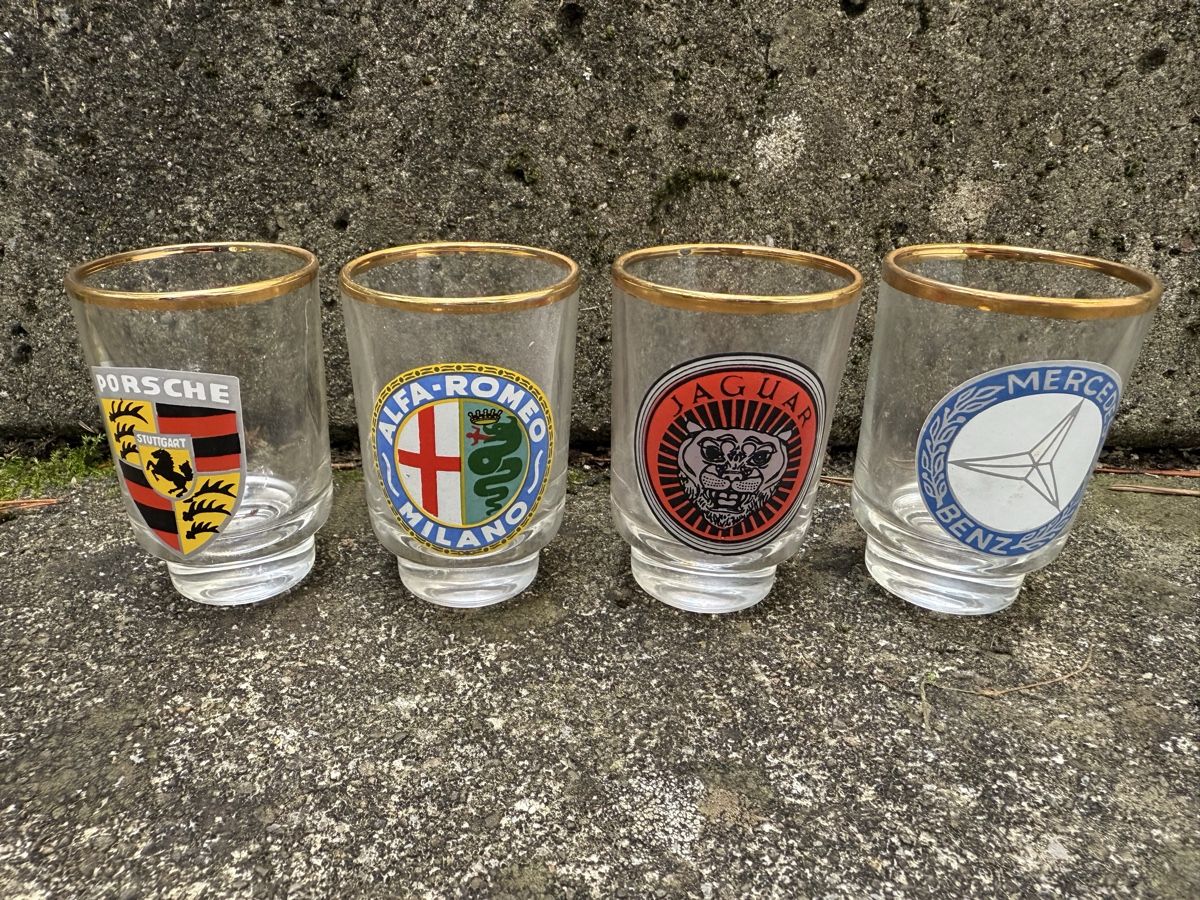 Bicchieri: 4 Schnapsgläser mit Auto-Logos, Oldtimer-Sammlerstück – Usato da Affoltern am Albis venduto da jonas1009