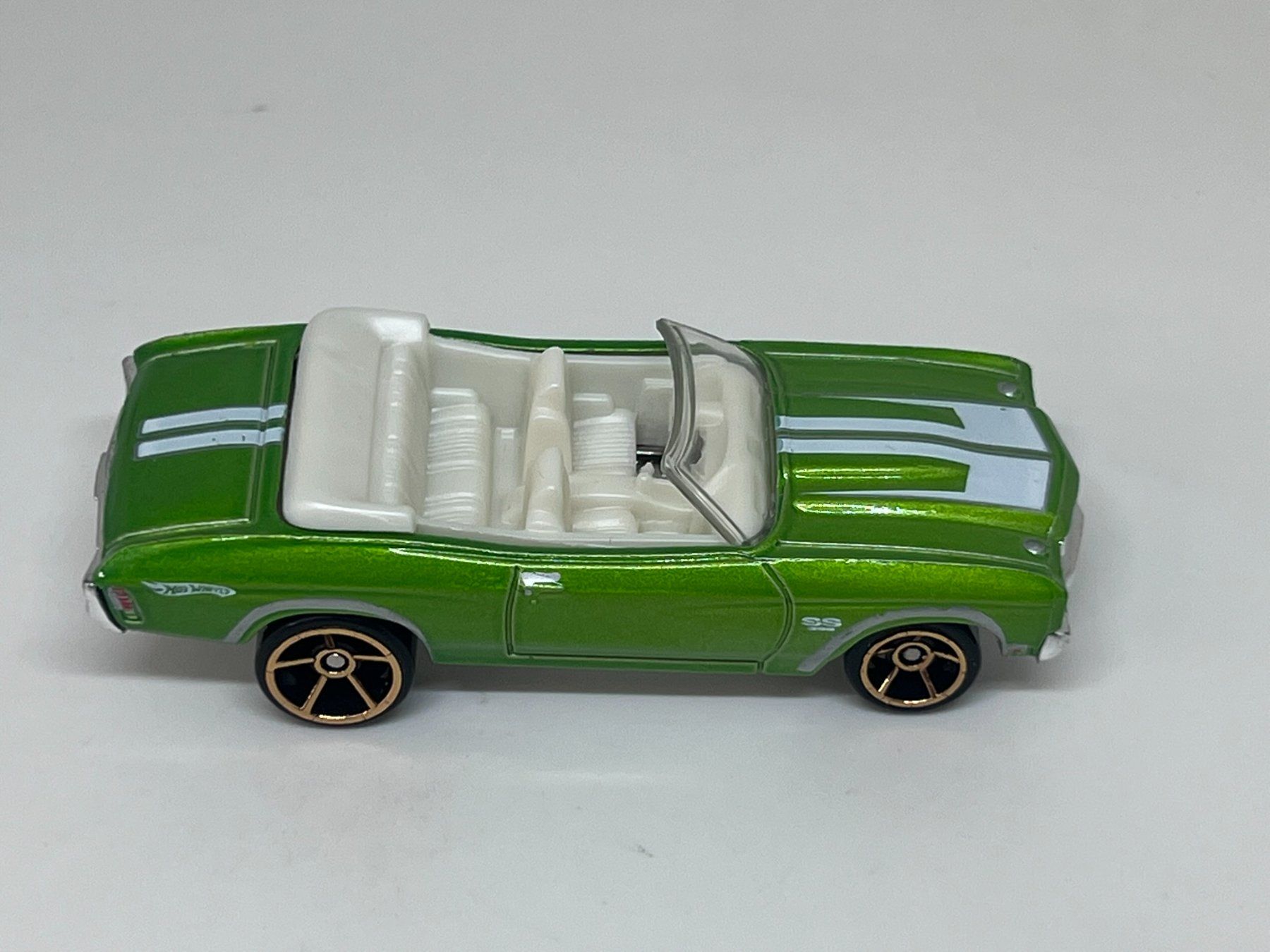 Hot Wheels Modellini d'auto: Hot Wheels 1970 Chevelle SS – Nuovo (secondo la descrizione) da Wildegg venduto da LaaBoutique 1