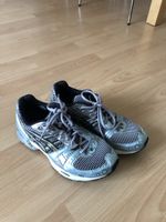 Asics gr. 41.5 ( entspricht grösse 40)