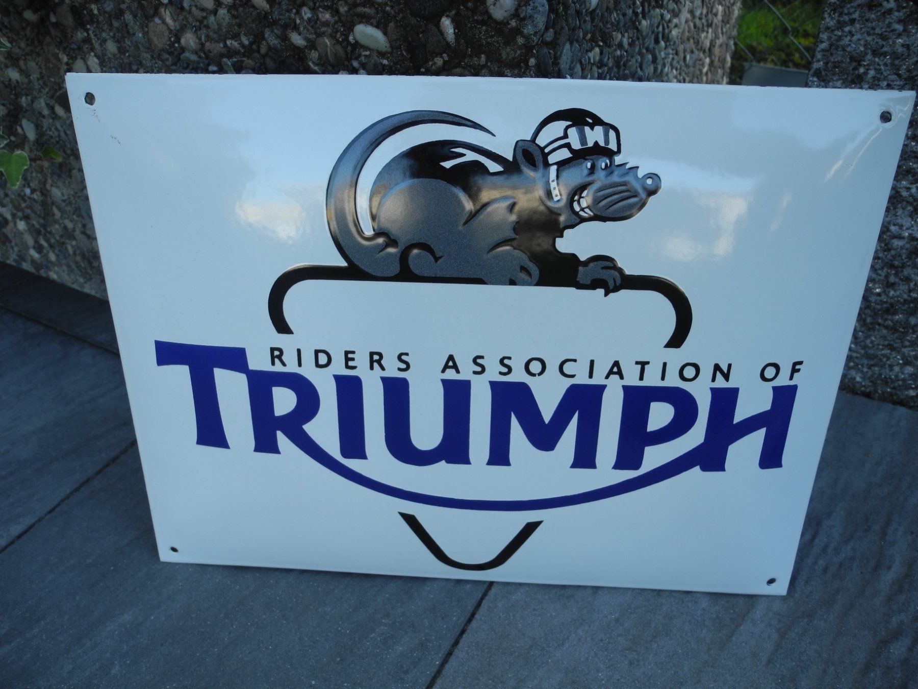 Triumph Insegne: TRIUMPH EMAILSCHILD – Nuovo (secondo la descrizione) da Reinach AG venduto da Huckleberrysix 2
