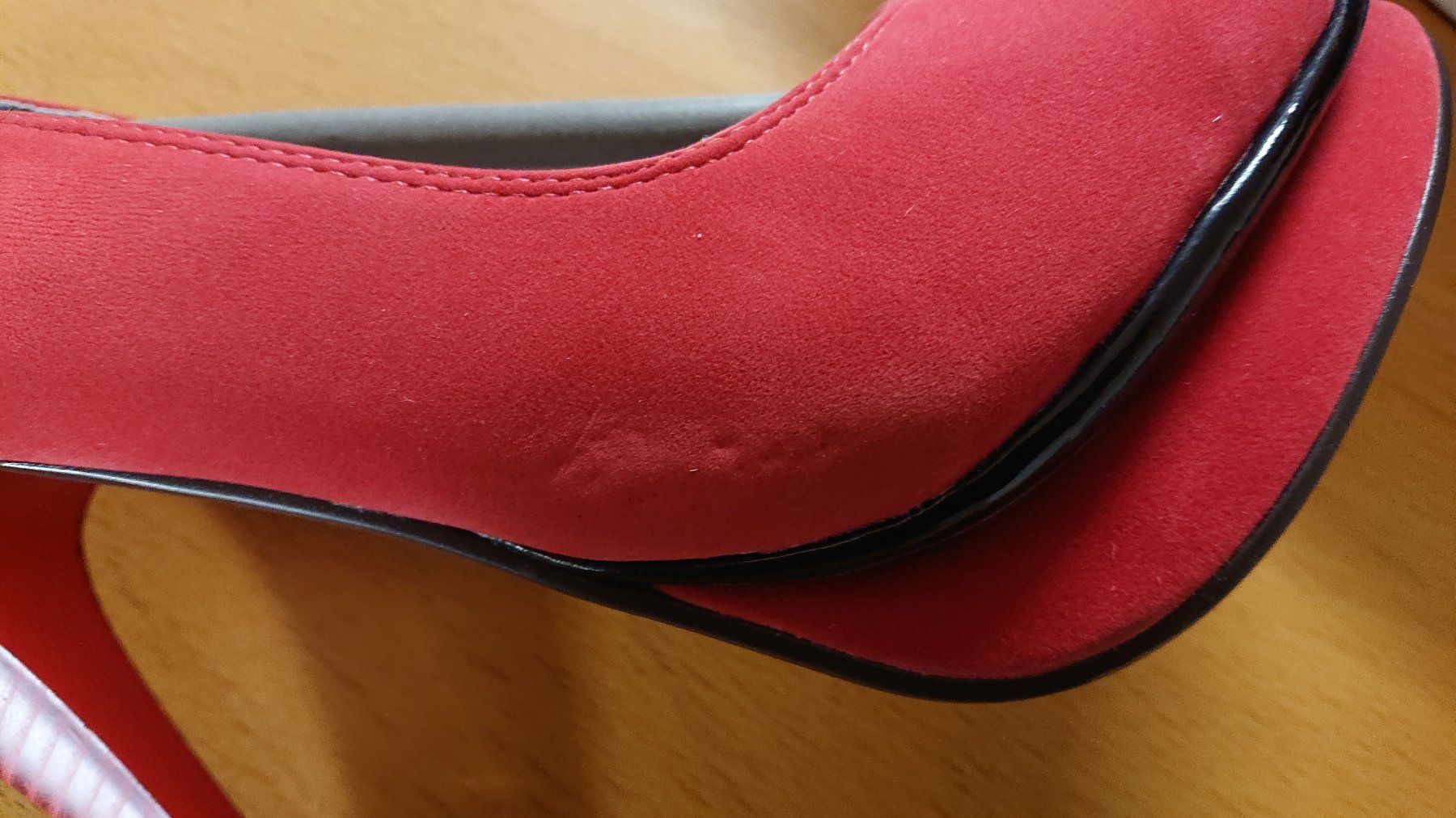 Scarpe da donna: Damenpumps Rot Grösse 39 – Nuovo e nell'imballaggio originale da Reinach BL venduto da Hampe45 5