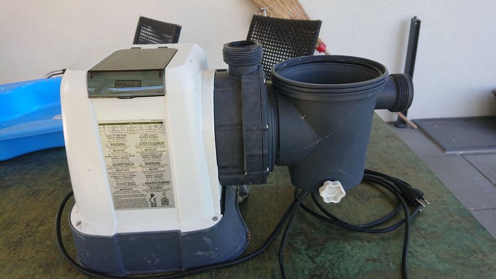 poolpumpe-intex-sf60220-2-kaufen-auf-ricardo