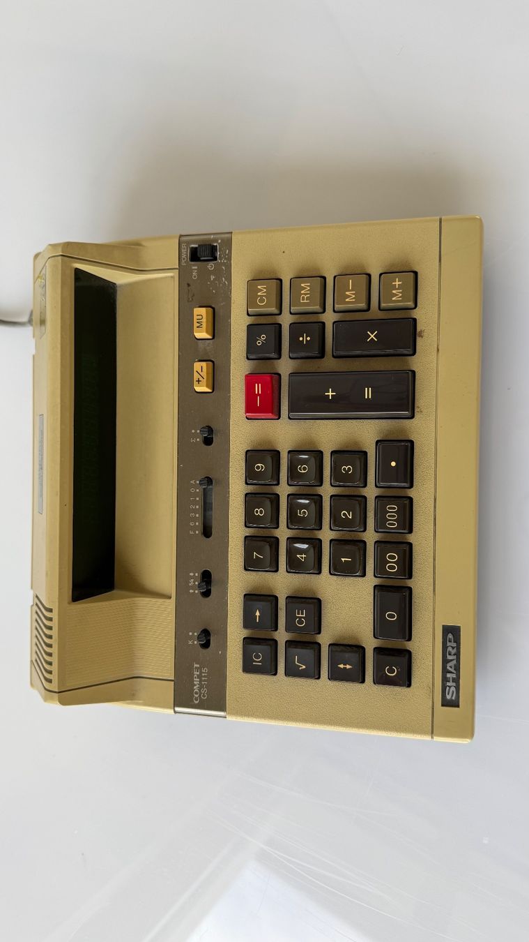 Sharp Taschenrechner: SHARP Electronic Tascherechner Compet CS-1115 – Gebraucht aus Jonen von BMWE369 2