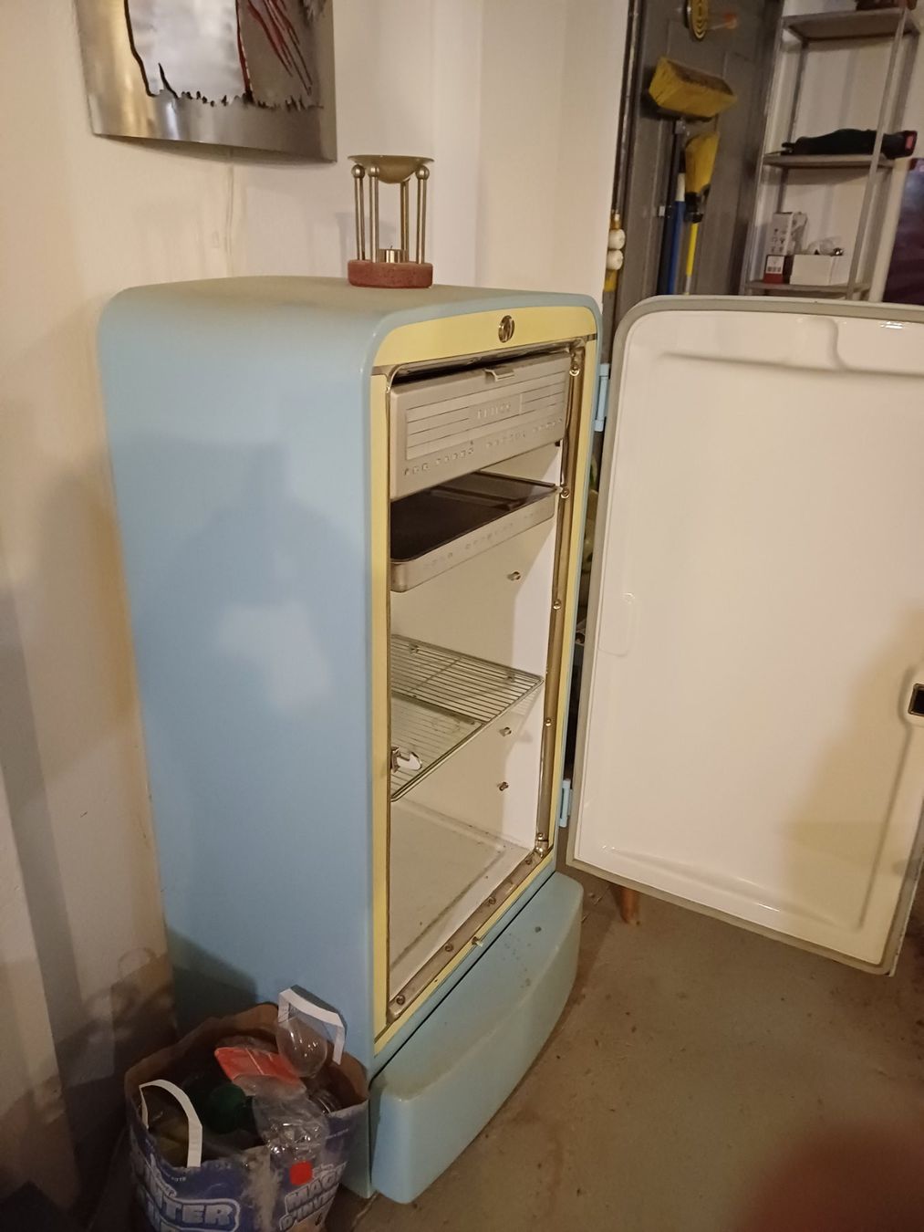 Frigoriferi: Philco Kühlschrank ohne Motor – Usato da Bern venduto da helio71 1