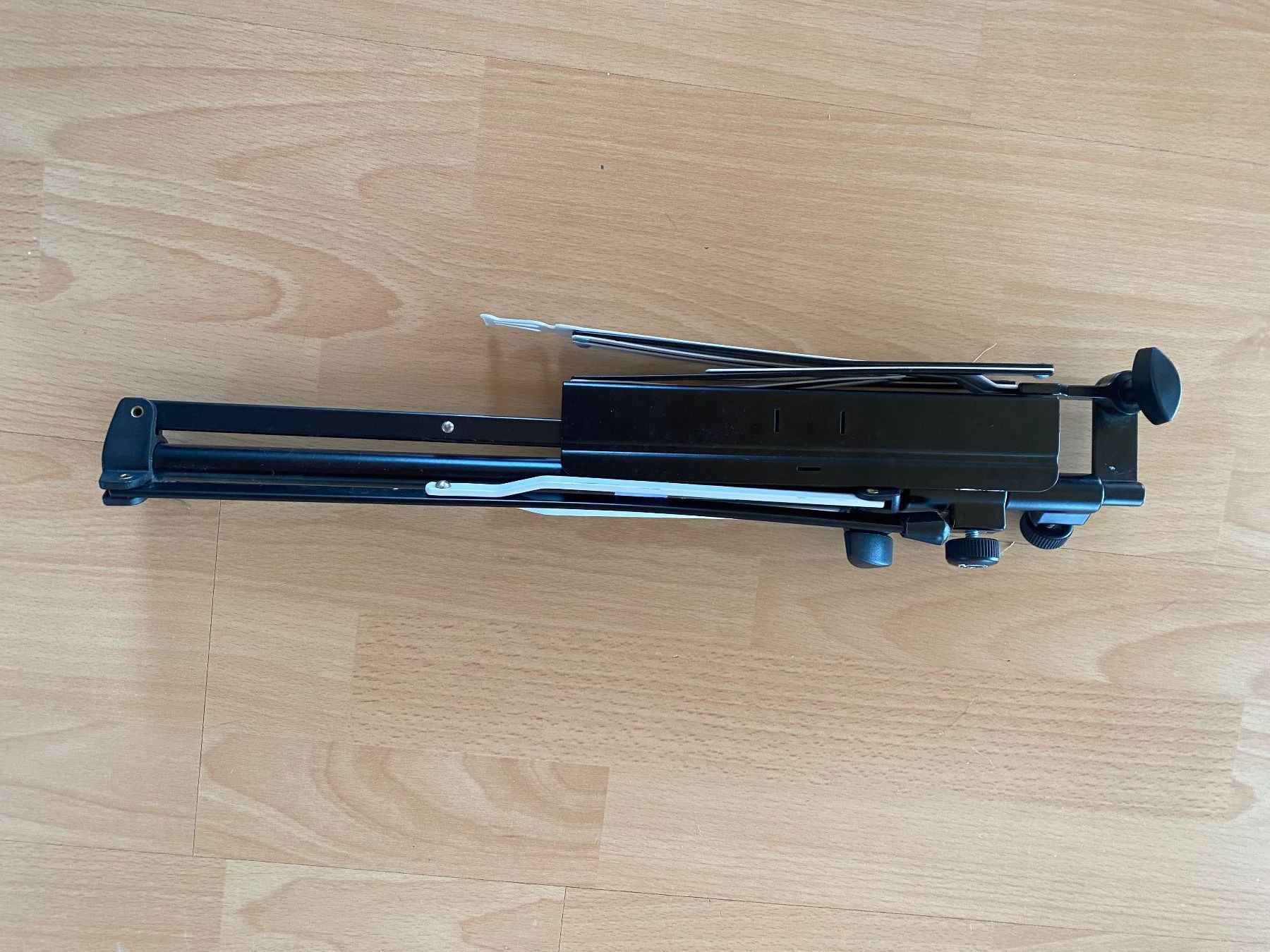 König & Meyer Supports pour instruments & partitions: Notenständer schwarz-weiss – D'occasion à Uttwil par Samu69 1