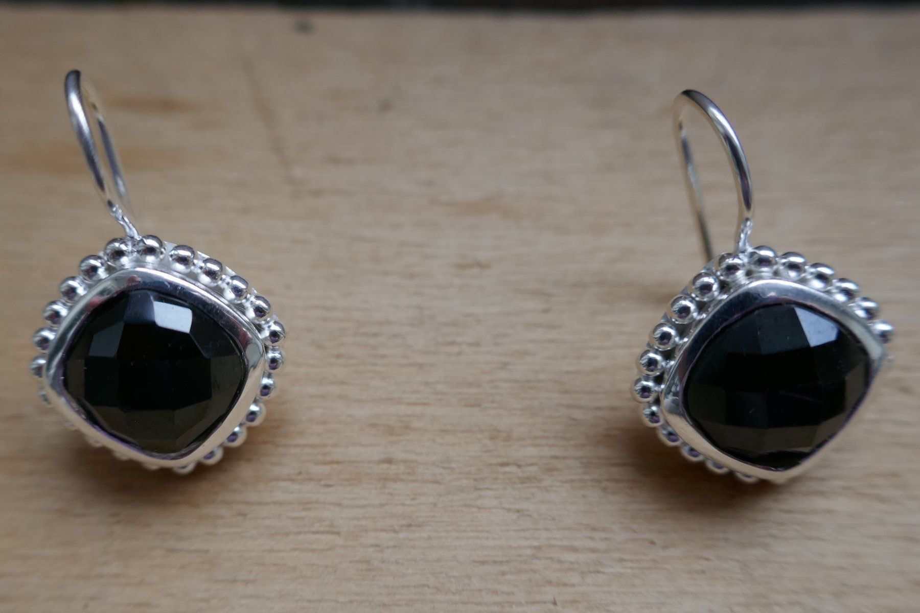 Ohrringe & -stecker: Ohrringe Silber mit Spinell – Neu (gemäss Beschreibung) aus Arboldswil von estrella925