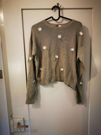 H&M Pullover mit Gänseblümchen, Gr. S/M Top Zustand für Früh
