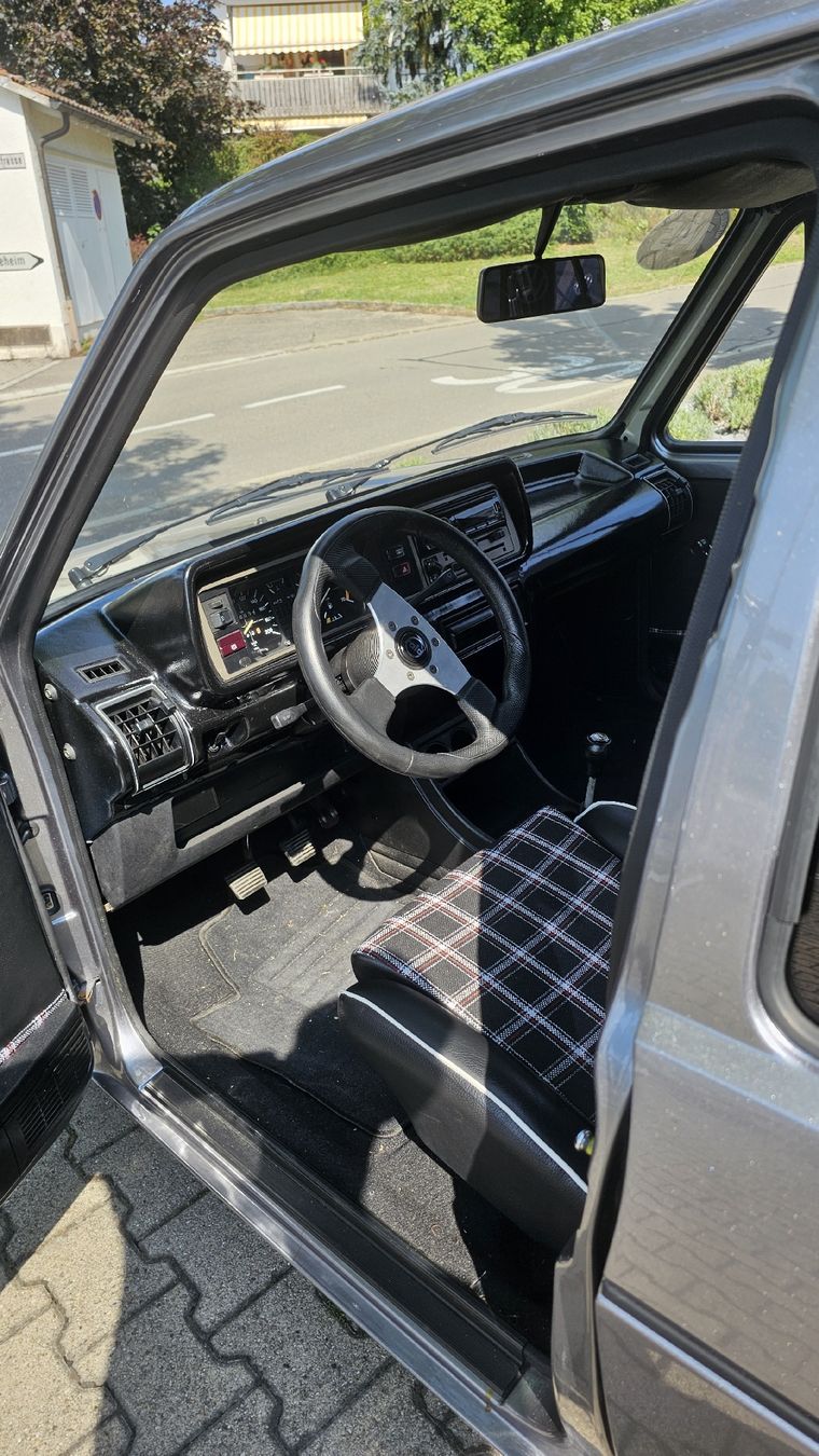 VW Automobili: VW Jetta MK1 1982 – Usato da Steckborn venduto da Adichaot 5