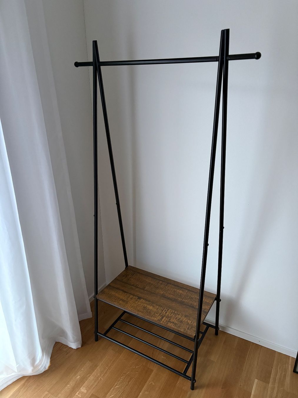 Guardaroba: Garderobe – Usato da Bern venduto da chi_lgy2
