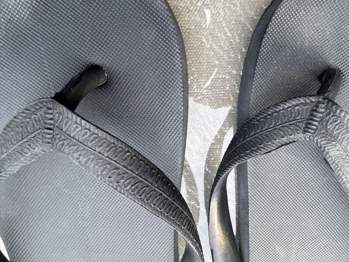 Herrenschuhe: Flip-Flops schwarz Grösse 37 – Gebraucht aus Zürich von Orionos 4