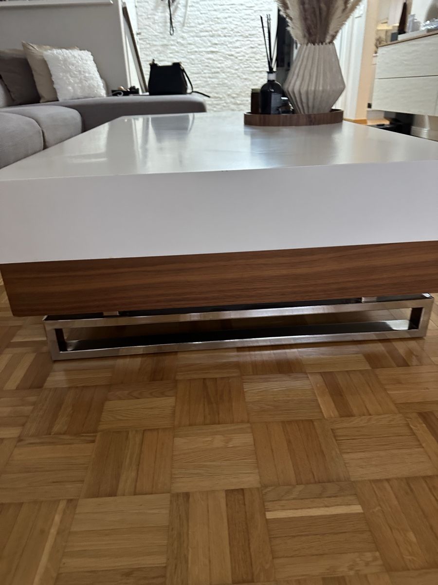 Tische: Tisch  – Gebraucht aus Volketswil von Sina008 1