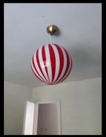 Spezielle Lampe aus Glas rot weiss Durchmesser 30 cm