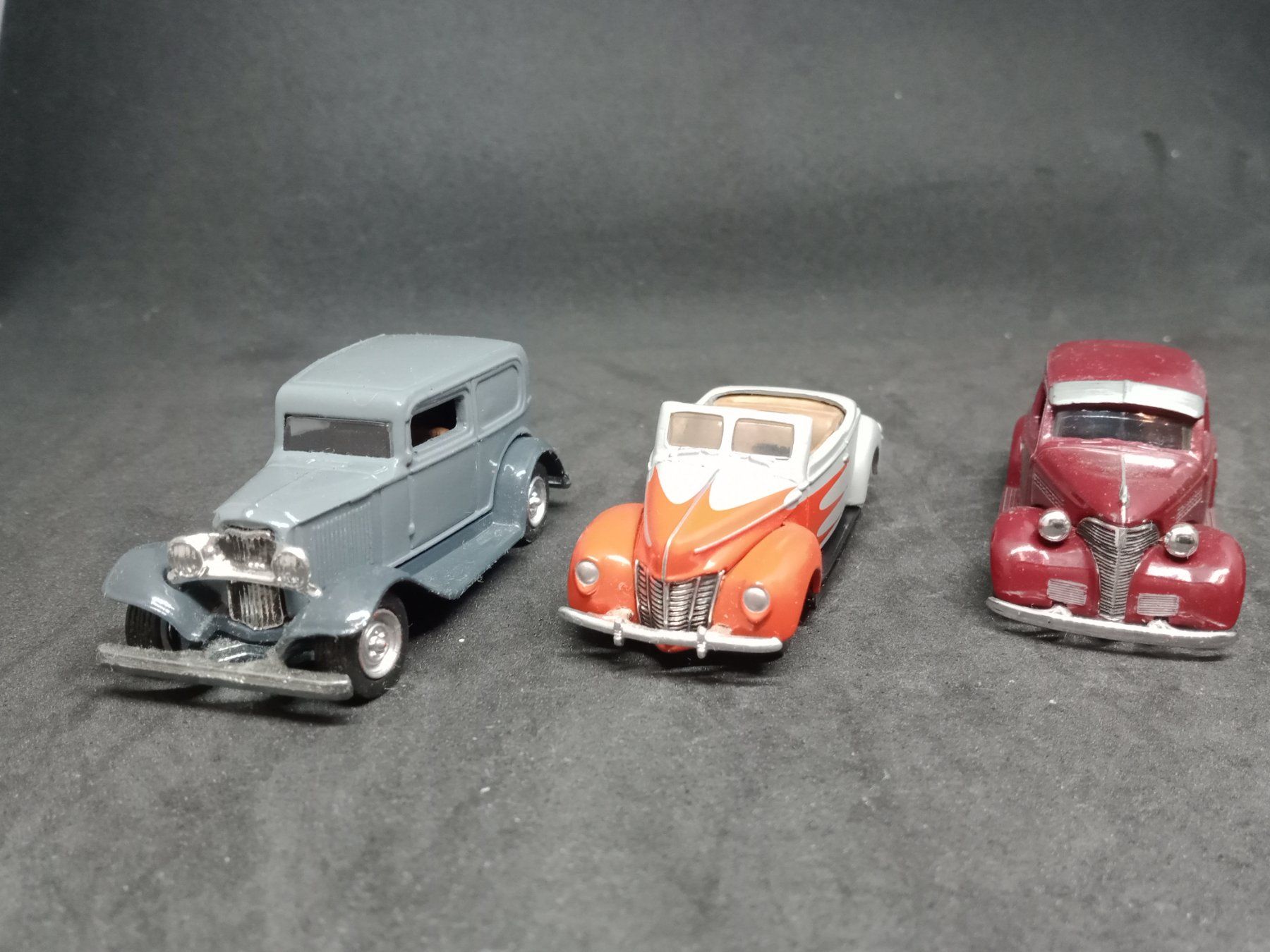 Hot Wheels Voitures modèles: 5 Modellautos HotWheels, Matchbox – D'occasion à Bätterkinden par hobbycha 3