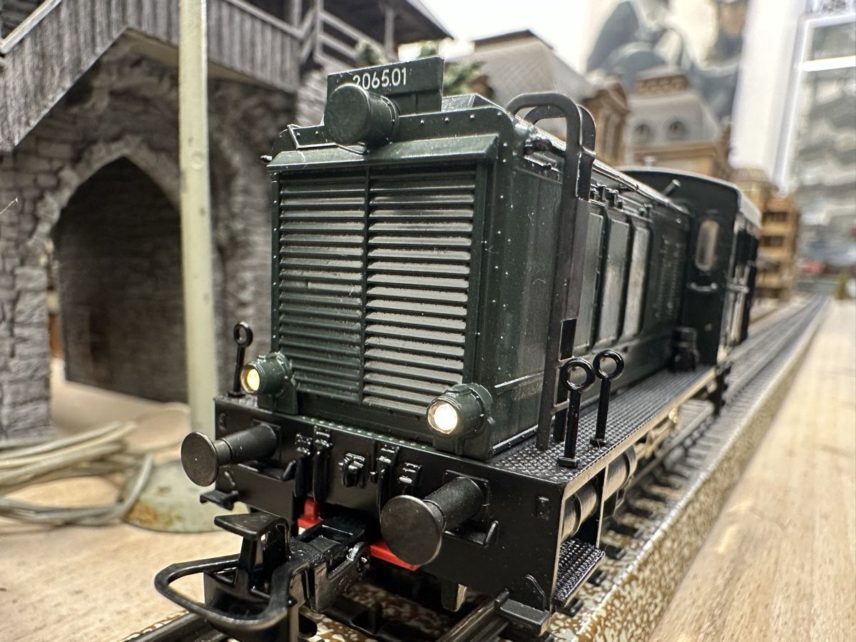 Märklin Modellini di ferrovie: Märklin 3139 ÖBB BR 2065 – Usato da Lupsingen venduto da New-Haven
