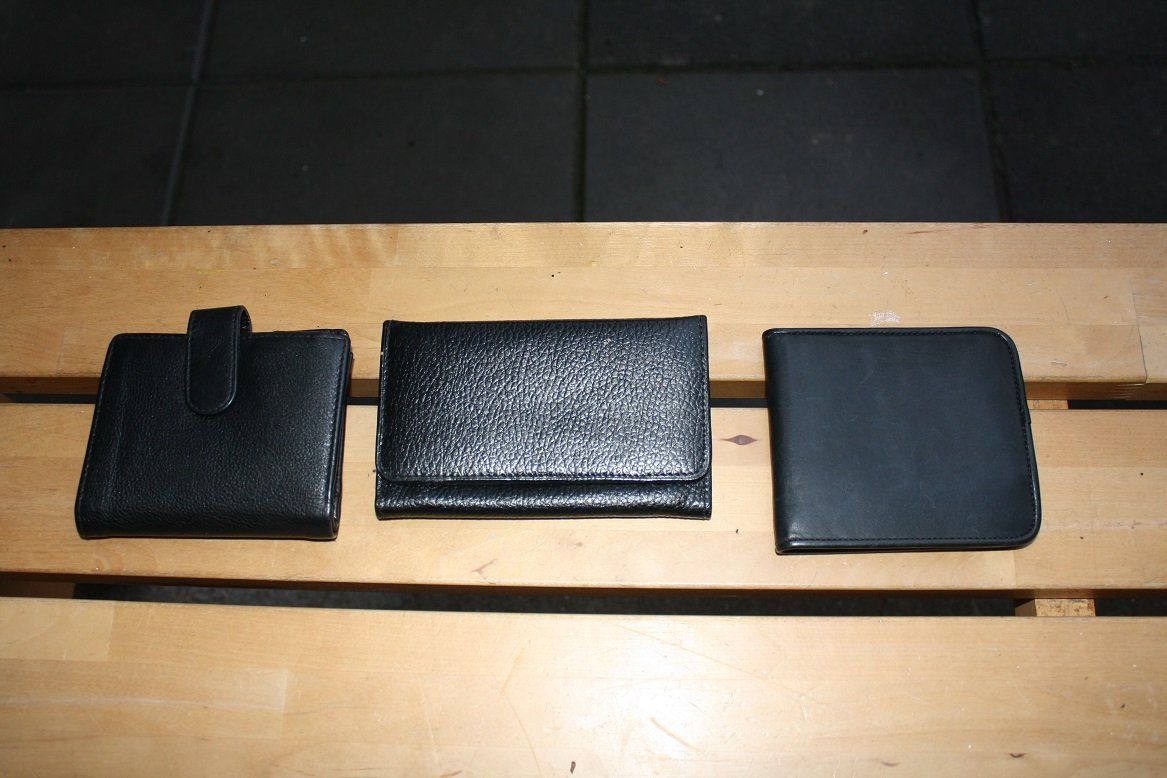 Portafogli: Portemonnaie Set, Leder, Schwarz, – Usato da zuchwil venduto da parson65