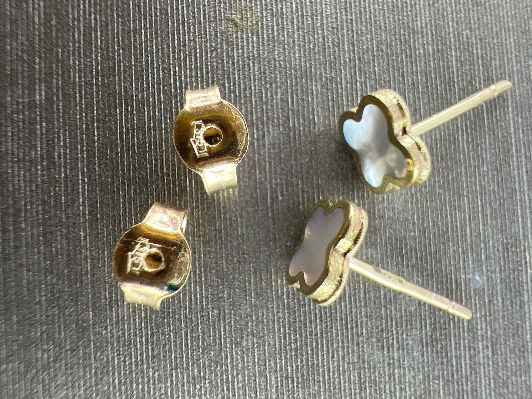 Orecchini pendenti & Orecchini a lobo: Ohrstecker 375 Gold – Usato da Niederuzwil venduto da leo_8857 3