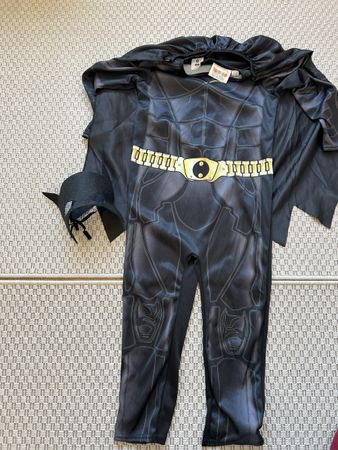 Batman costume size 110-116