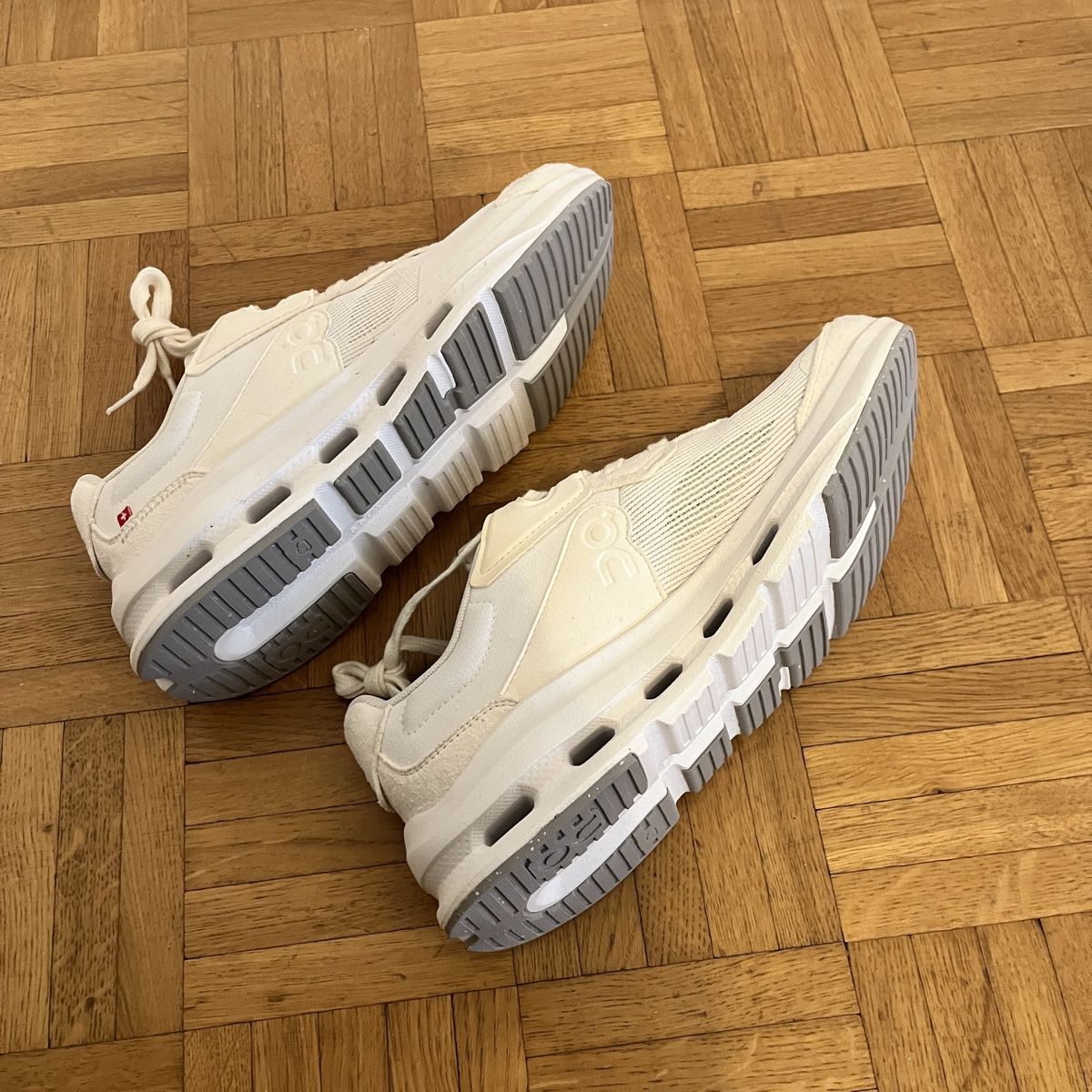 On Scarpe da donna: On Cloudrift SAMPLE / Prototype Sneaker EU 38.5 – Rare – Nuovo (secondo la descrizione) da Zürich venduto da sht_xr2y 3