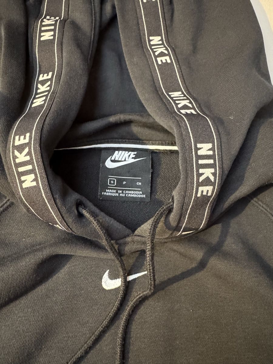 Nike Maglioni & Felpe: Sweat Nike S noir – Nuovo (secondo la descrizione) da Porrentruy venduto da fee_24 1