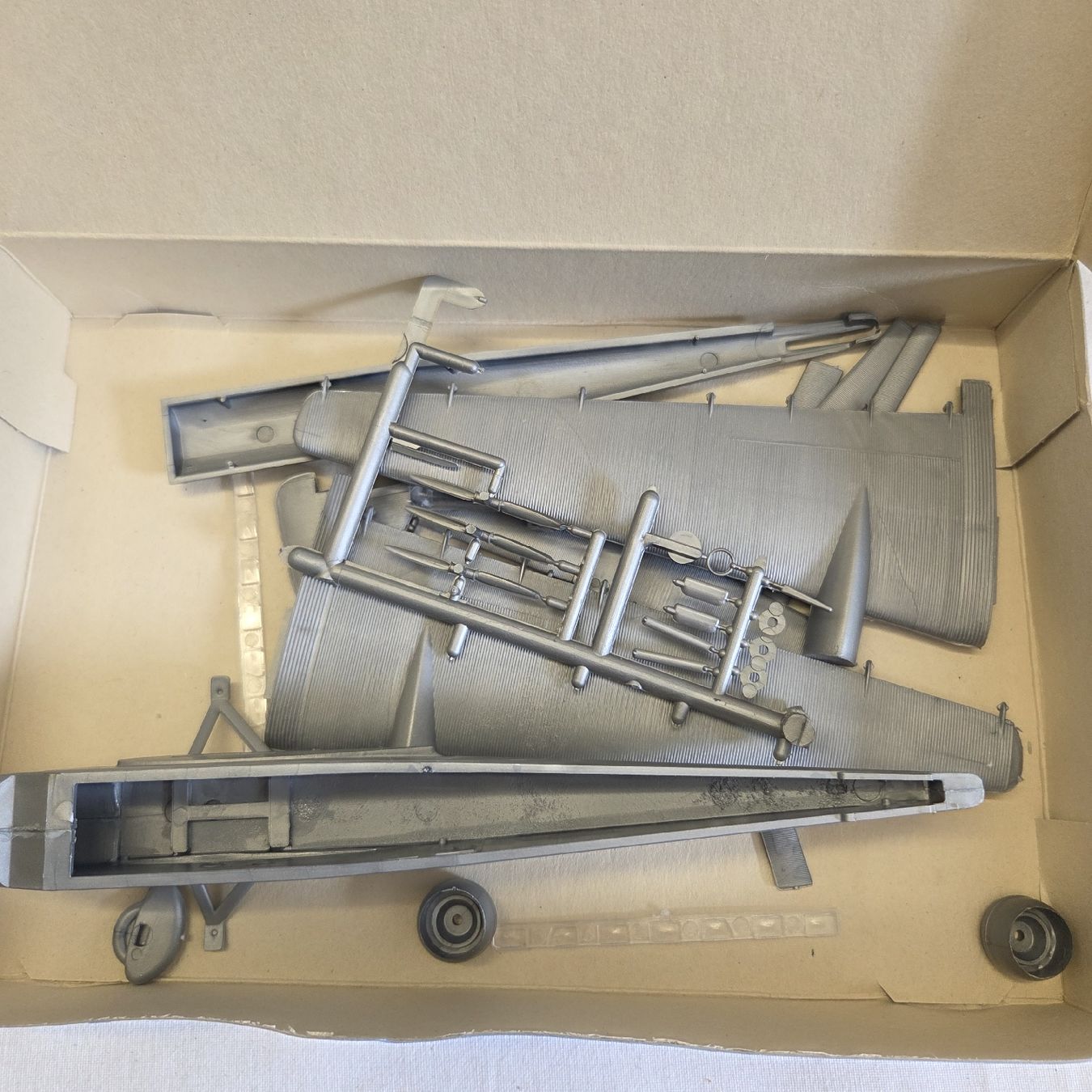 Roco Kits de montage: 2x Roco Minitanks Junkers – D'occasion à Stans par Ducati16 3