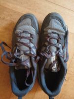 Chaussures de randonnée Quechua gris/noir taille 42 pour 41