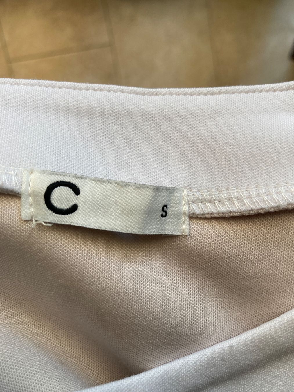 Tops: Damen Top beige, Grösse S – Gebraucht aus Gelterkinden von froggy80 2