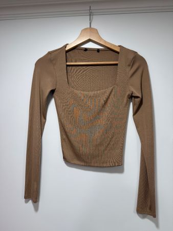 Trendiges Langarmshirt in Braun, neuwertig, Gr XS