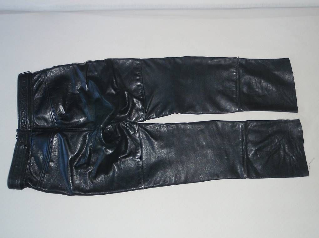 Pantaloni: Jeans Motorad-Lederhose Grösse M – Usato da Chur venduto da fitundheil 1