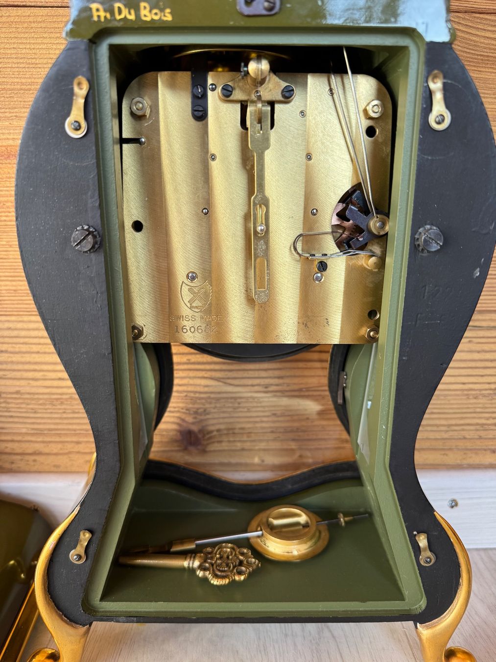 Orologi da terra & Orologi da parete: Superbe pendule neuchâteloise LeCastel verte/dorée – Usato da Erde venduto da CBarts 6