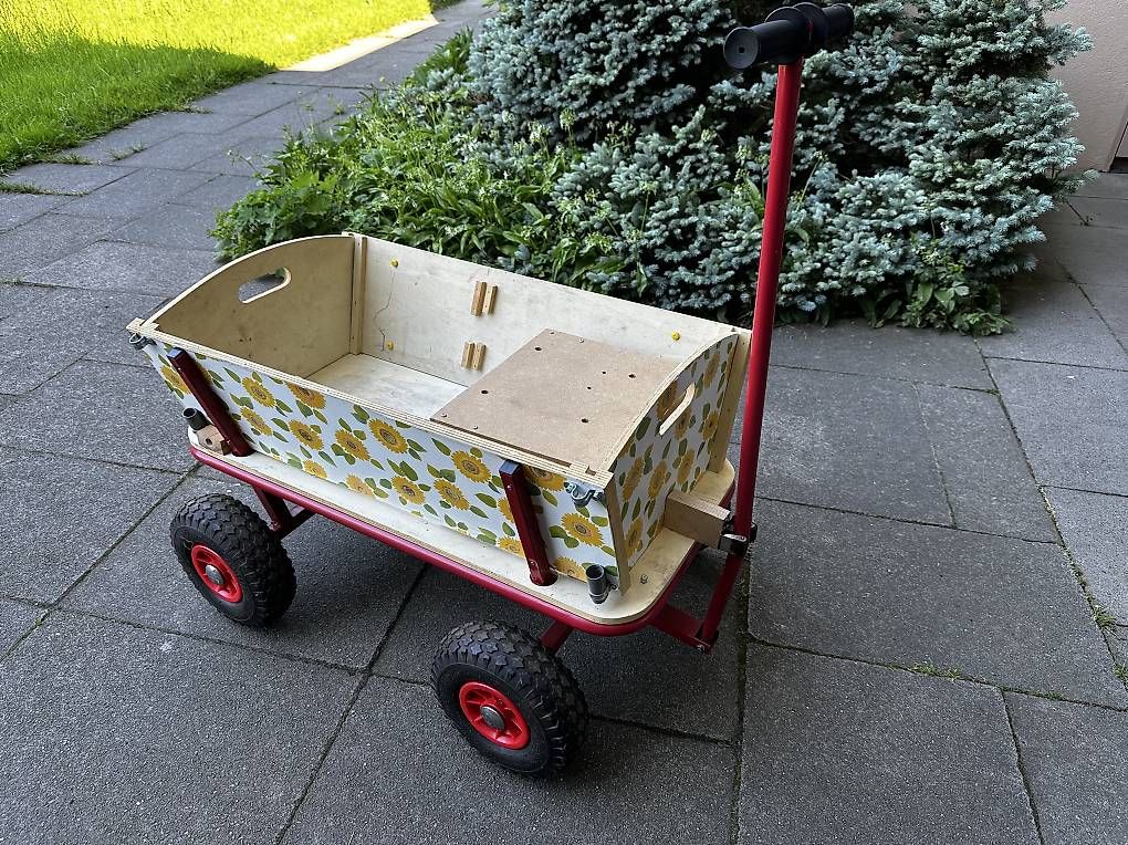 Carrelli di trasporto: Fasnachts-Leiterwagen – Usato da Luzern venduto da Birchermesli