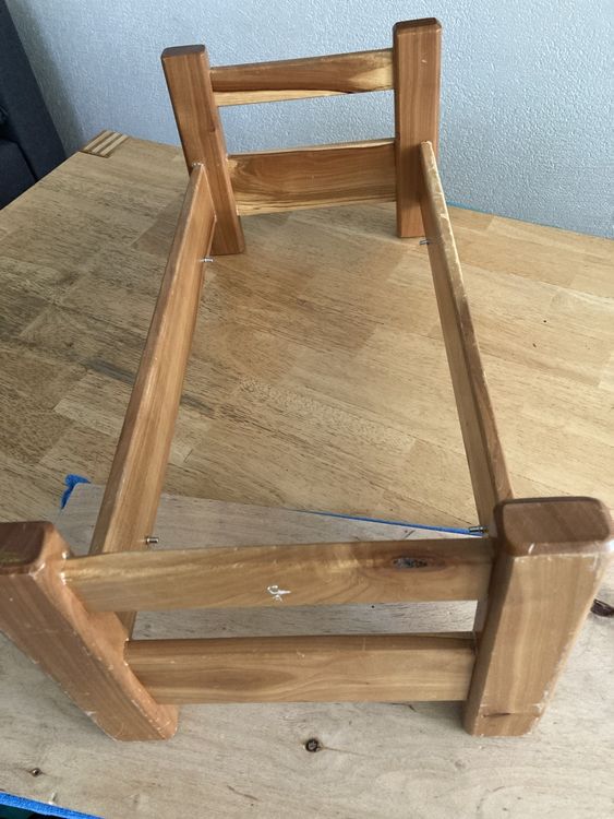 Jouets: Kleines Puppen-Holzbettli mit Matratze – D'occasion à Affoltern am Albis par rollotomasi 4