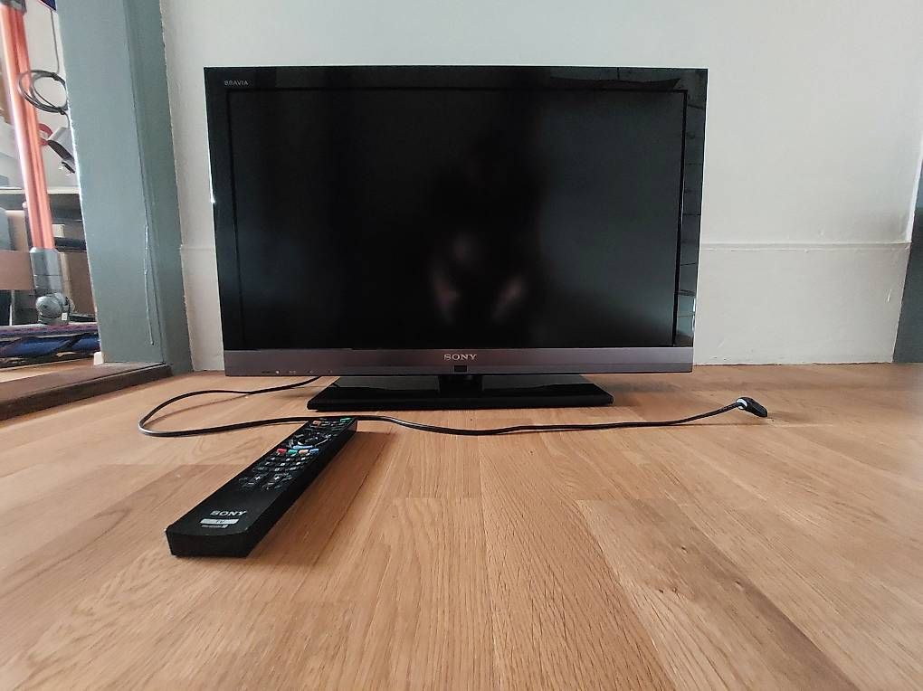 Televisori: Sony 32 Zoll Fernseh – Usato da Herbligen venduto da mihi11