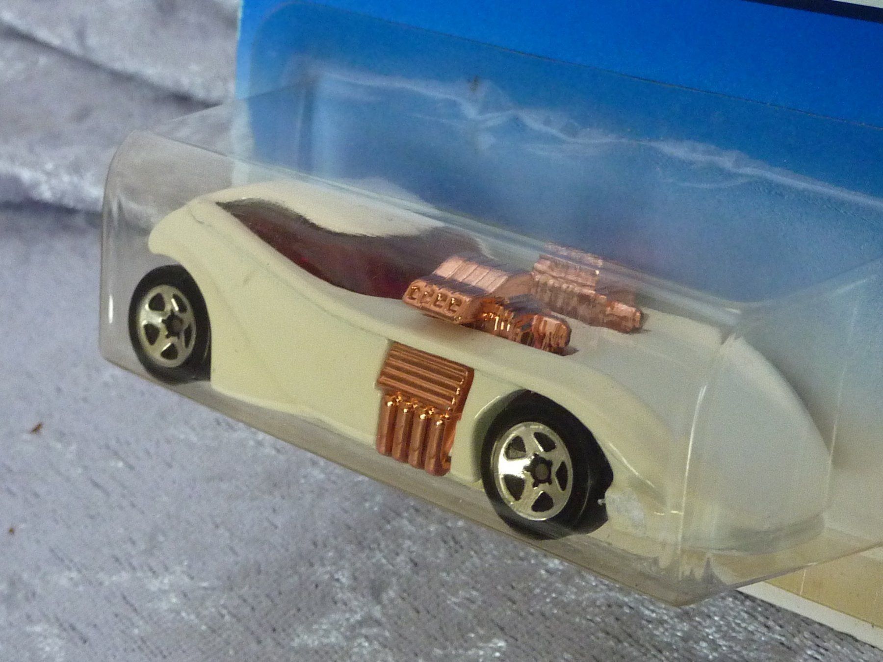Hot Wheels Modellini d'auto: Twin Mill ll 1:64 – Nuovo e nell'imballaggio originale da Dürrenäsch venduto da modellautos4you 2