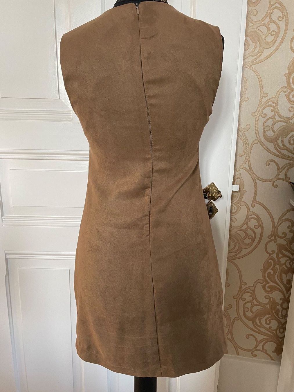 Robes: Lederkleid von Rinascimento Gr. S – Neuf (Voir description) à Frenkendorf par klourenco 4