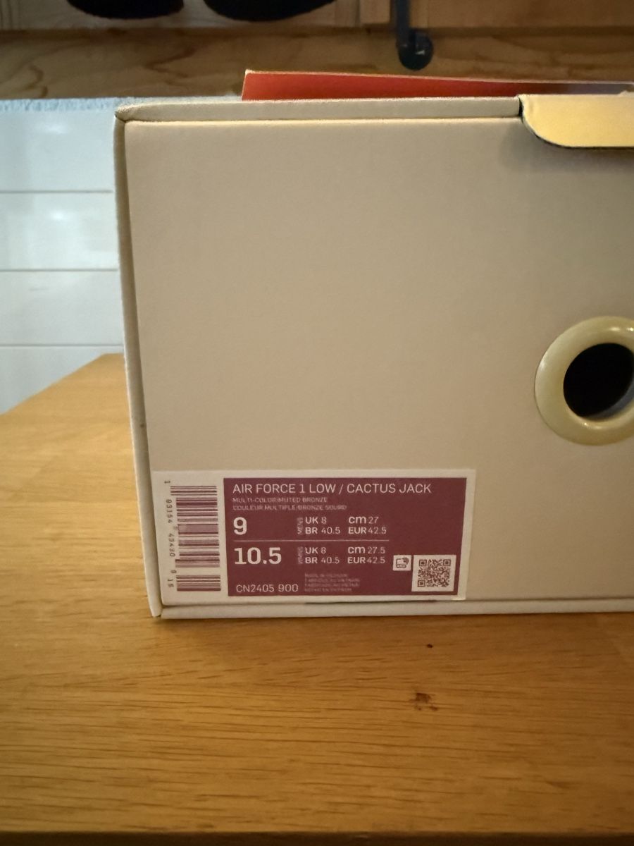 Scarpe da uomo: travis scott air force 1 cactus jack – Nuovo e nell'imballaggio originale da Bolligen venduto da lee_orange 1