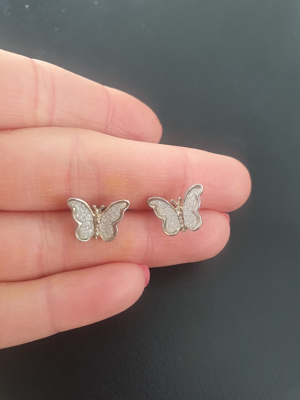 Orecchini pendenti & Orecchini a lobo: Silberne Schmetterling Ohrstecker Glitzer – Usato da Moosseedorf venduto da Sonnenschein.. 1