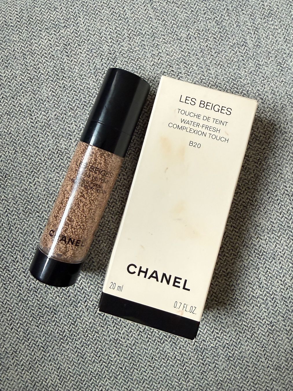Chanel Make-up: Chanel Les Beiges Water-Fresh Complexion Touch – Gebraucht aus Zürich von ant_ys75