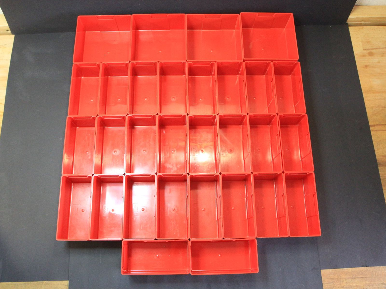 Lista Tutti gli attrezzi: Lista Einsätzkästen, 30Stk, Höhe 7.1cm – Usato da Hölstein venduto da Kraftpaket 4