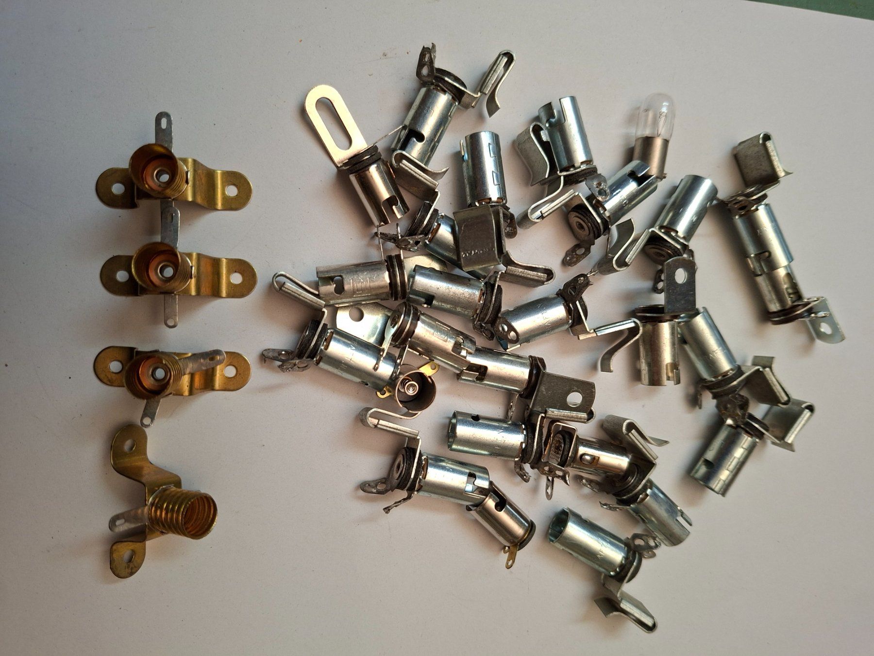 Lampes: Glühlämpchen, Sockel – D'occasion à Grüt (Gossau ZH) par vohaul 2